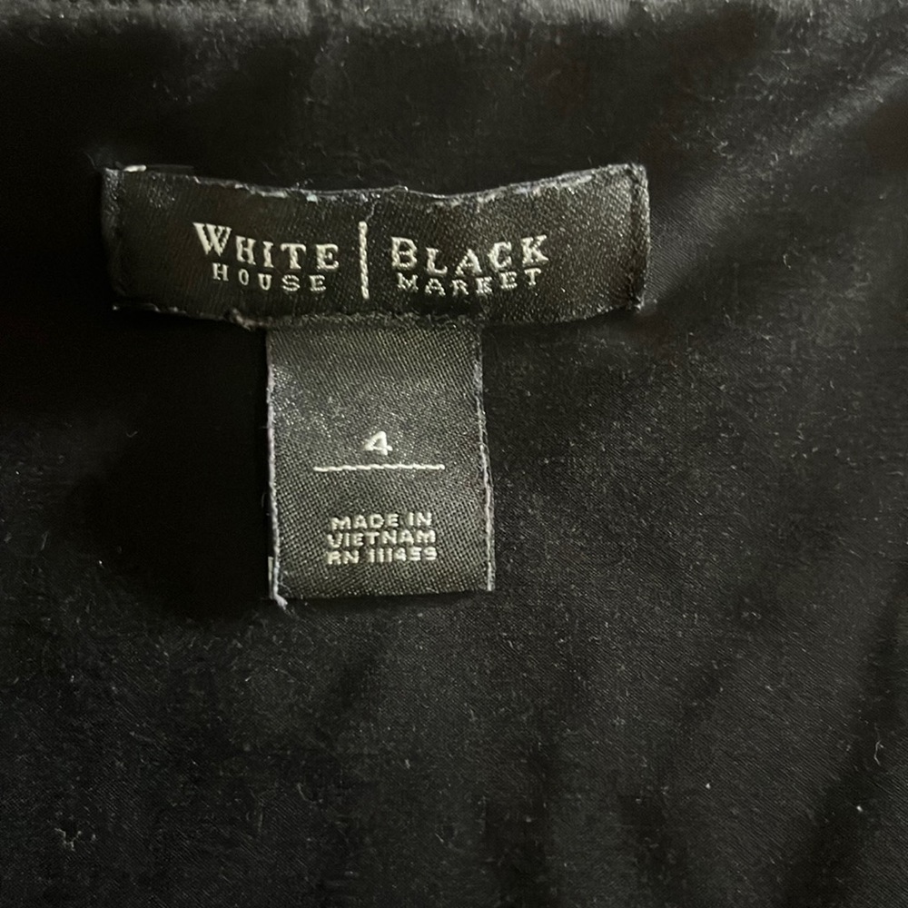 WHBM FIT AND FLARE WORK TOP